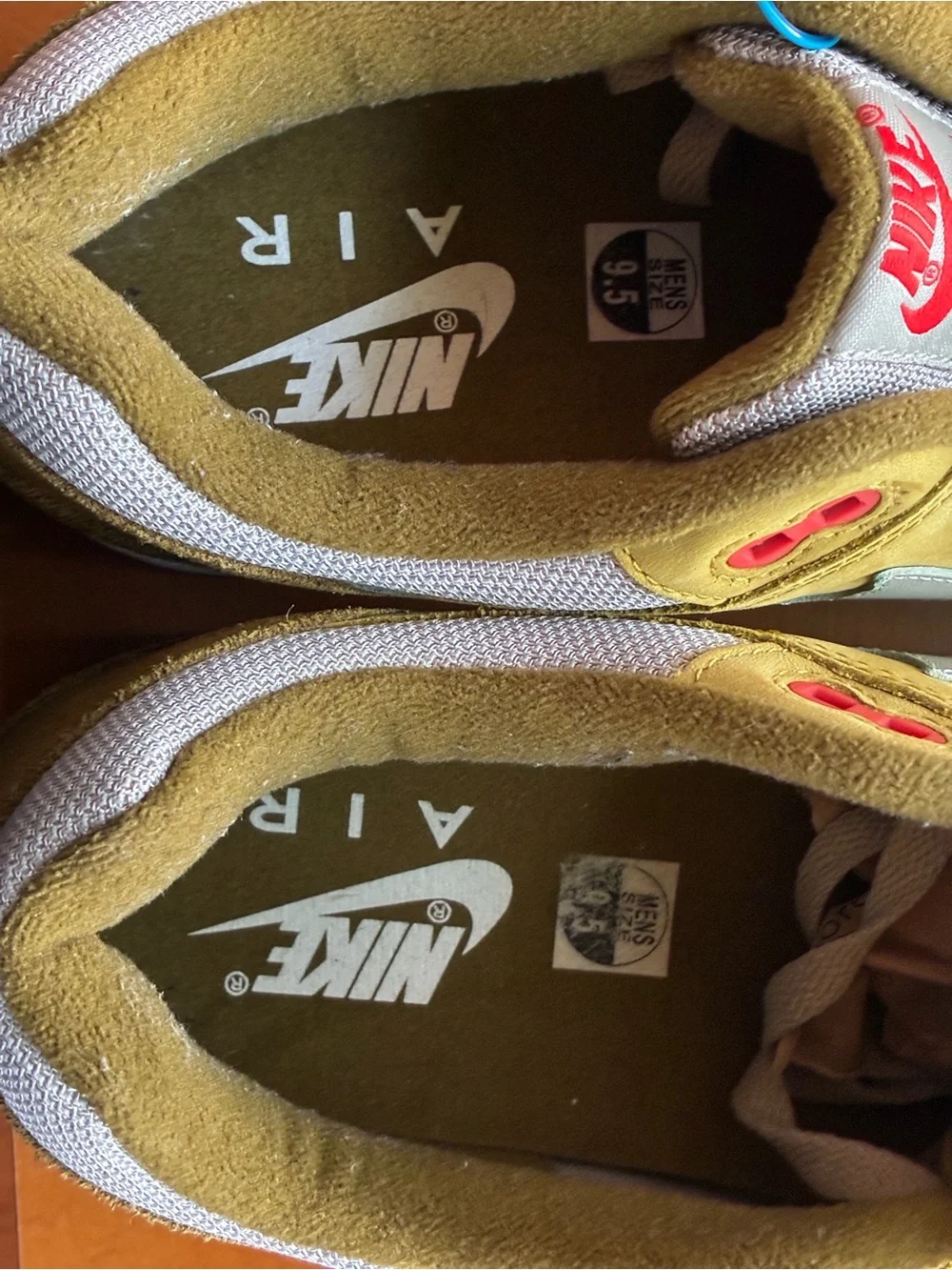 Nike Olive Air Max 1 Premium Retro Olive Curry Pack Sneakers 9.5M